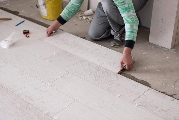 tile adhesive